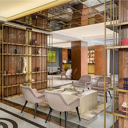 Hotel Crystal Palace