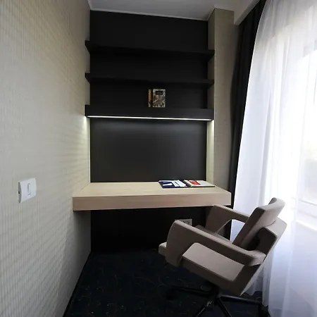 Crystal Palace 4* Bucureşti