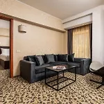 Crystal Palace 4*