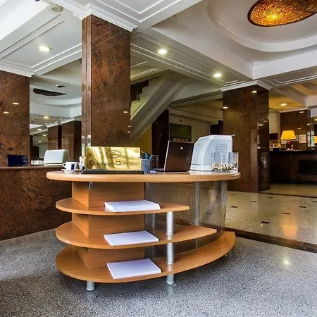 Hotel Crystal Palace 4*