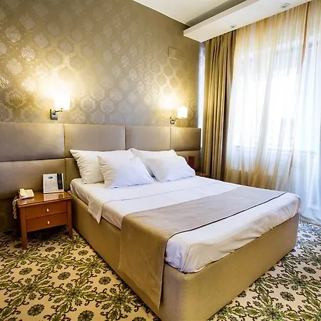 Hotel Crystal Palace 4*