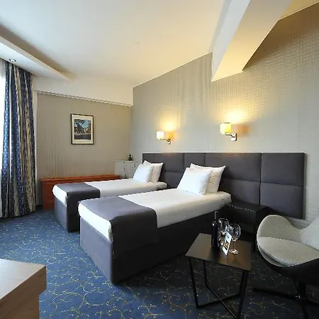 Crystal Palace 4* Bucharest