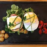 מלון Crystal Palace