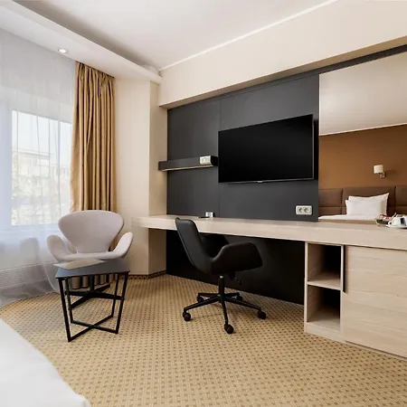 Crystal Palace Hotel