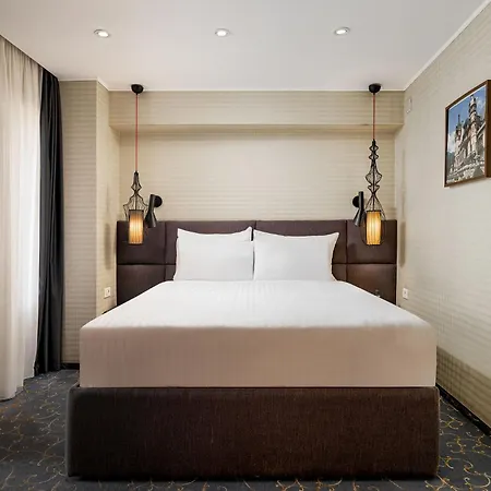 Crystal Palace 4* Bukarest