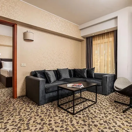 Crystal Palace 4*