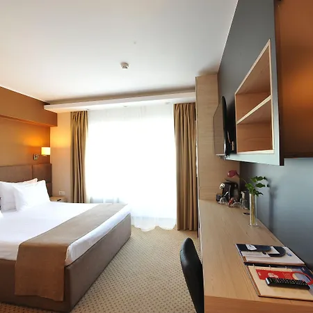 Crystal Palace Hotel