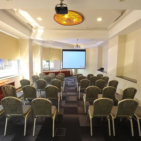 Hotell Crystal Palace Bukarest