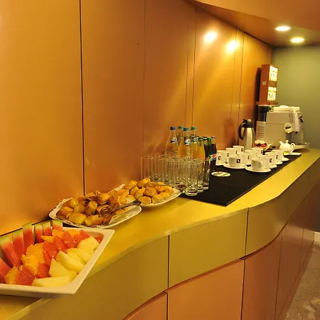 Crystal Palace Hotel 4*