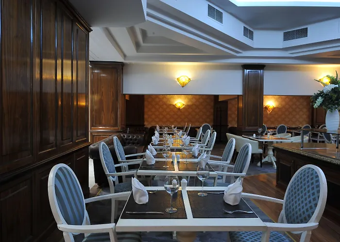 Crystal Palace בוקרשט