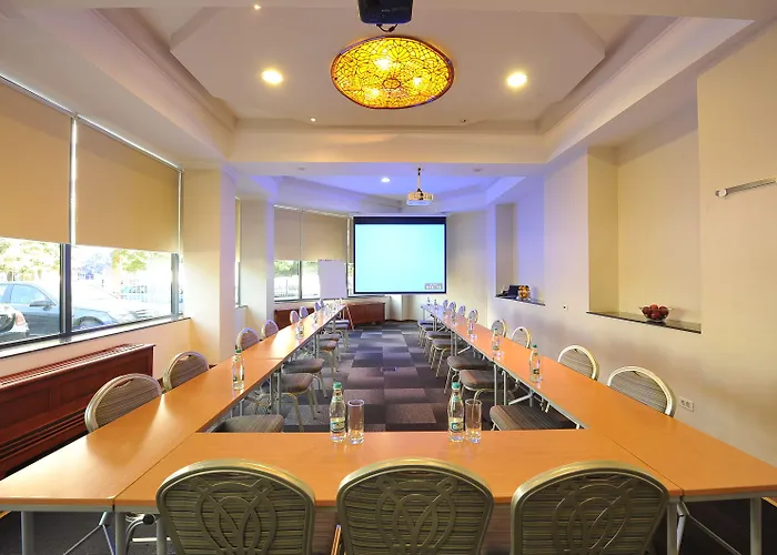 מלון Crystal Palace