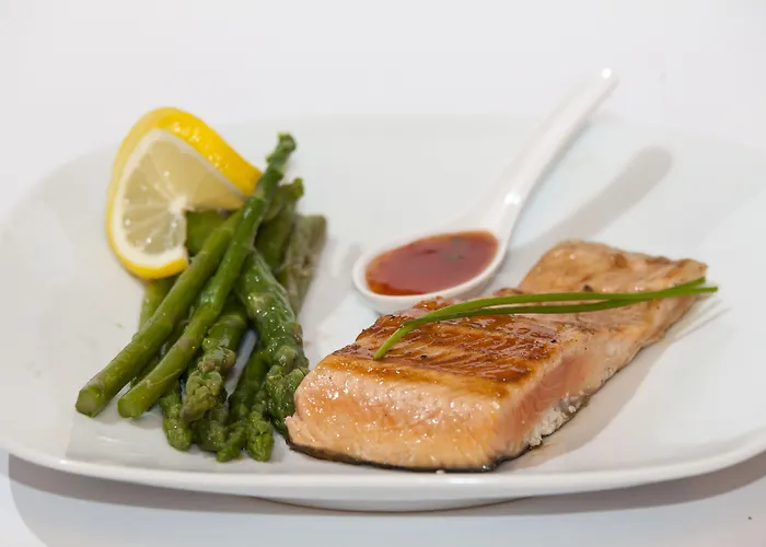 Crystal Palace Hotel 4*