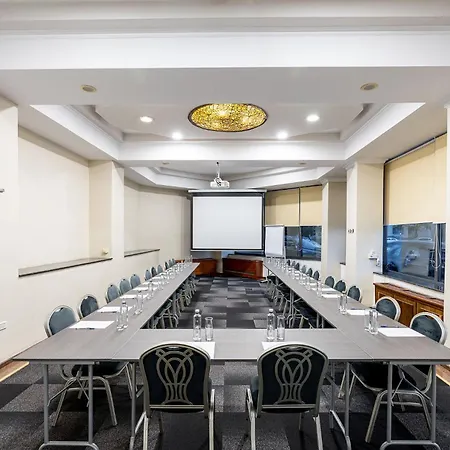 クリスタル パレス 4* ブカレスト