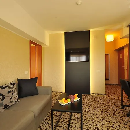 Crystal Palace Hotel Bucareste