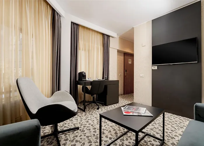 Hotel Crystal Palace 4*