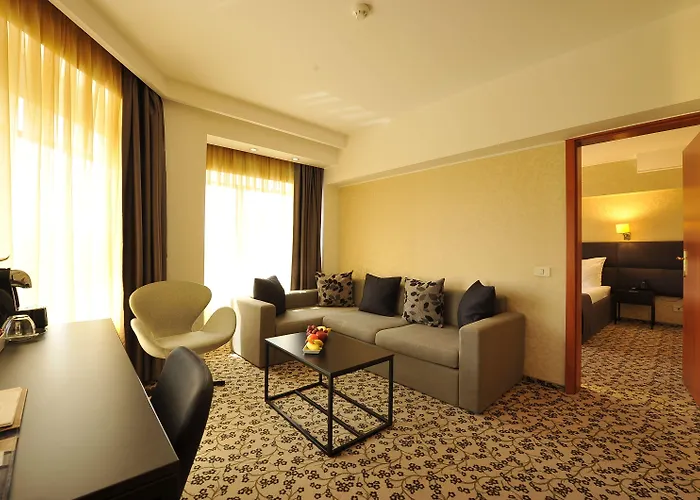 Crystal Palace Otel Bükreş