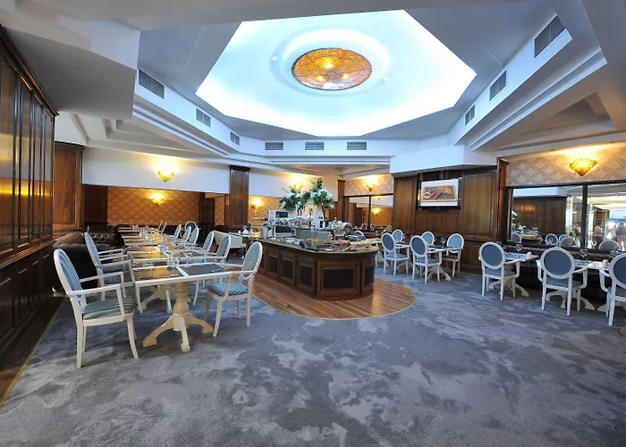 Hotel Crystal Palace